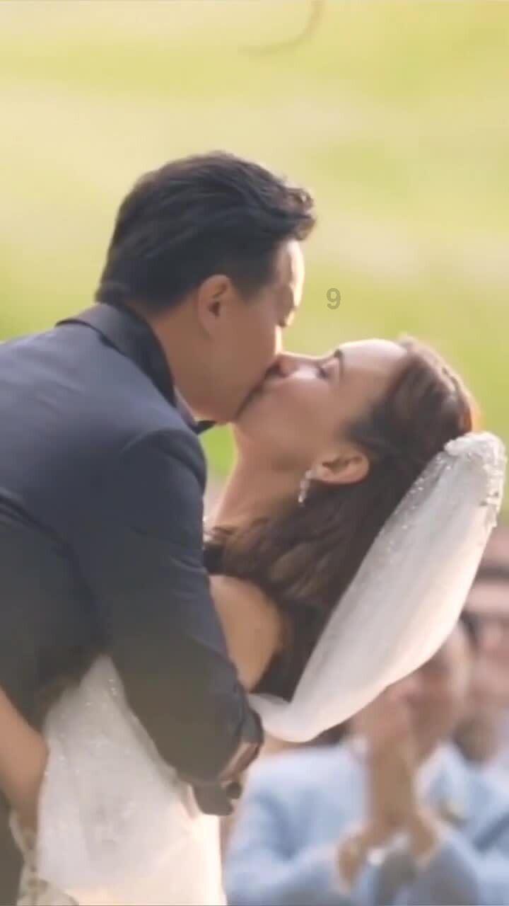穿衣是给自己看的还是给别人看的？游戏画面